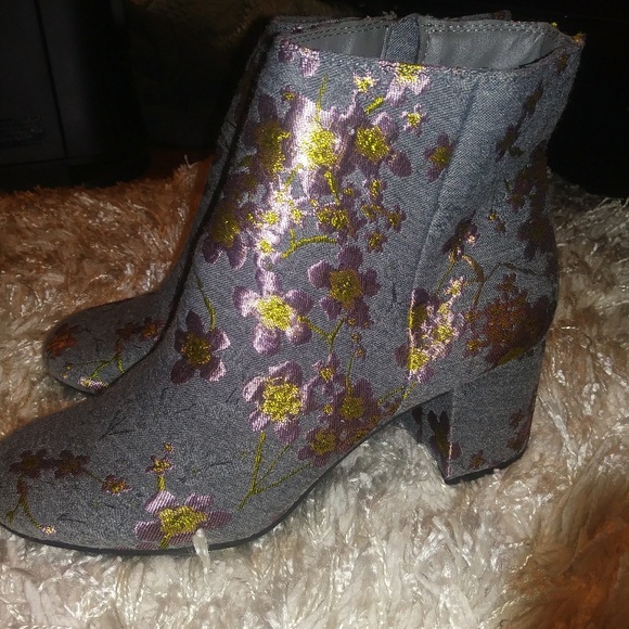 Ankle Boots - Picture 3 of 3